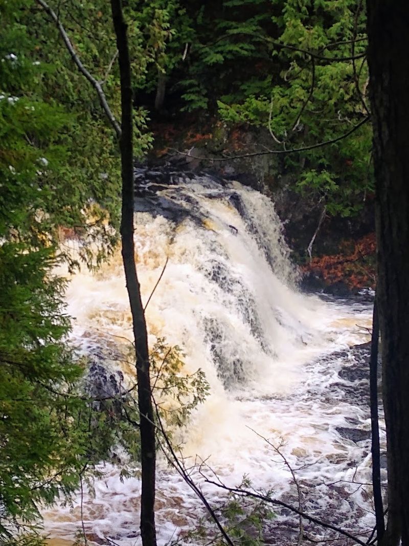 Why Copper Falls Deserves a Top Spot on Your Wisconsin Bucket List