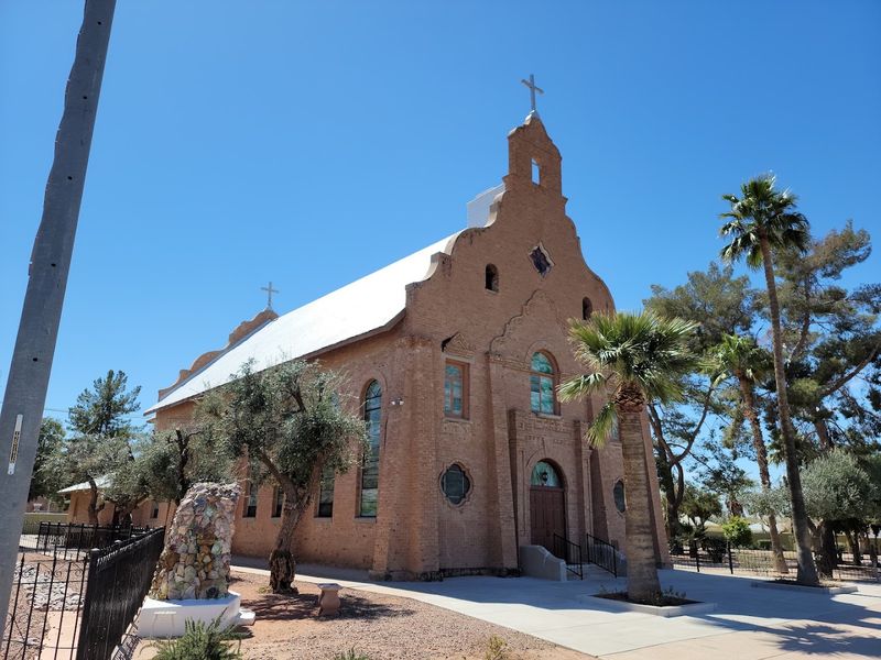 Why Florence Deserves a Spot on Every Arizona Road Trip Itinerary Why Florence Deserves a Spot on Every Arizona Road Trip Itinerary