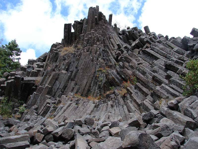 Why It Reminds Everyone of Ireland's Giant's Causeway
