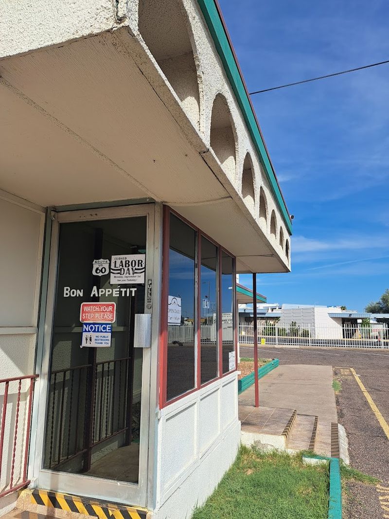 Why Mel's Diner Deserves A Spot On Your Phoenix Bucket List Why Mel's Diner Deserves A Spot On Your Phoenix Bucket List