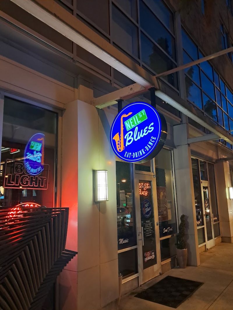 Why Neil St. Blues Belongs on Every Illinois Food Lover's List