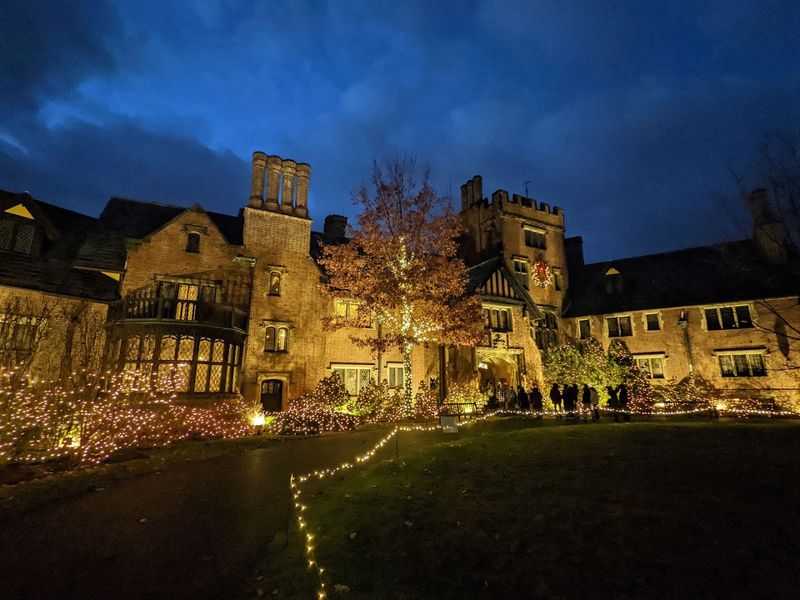 Why Stan Hywet Hall Earns Nearly Perfect Reviews From Thousands of Visitors