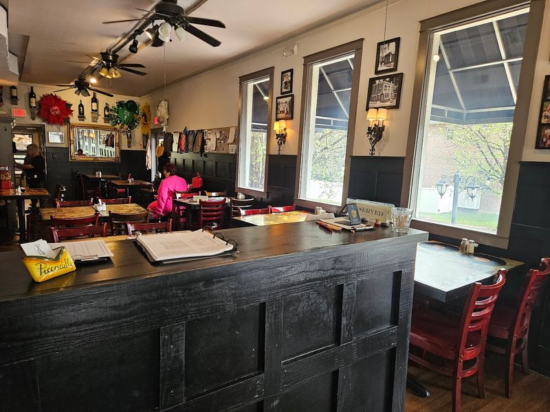 Why The Piccadilly at Manhattan Belongs on Every St. Louis Bucket List Why The Piccadilly at Manhattan Belongs on Every St. Louis Bucket List