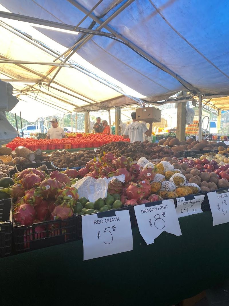 Why This Flea Market Is Perfect for a Full Weekend Outing Why This Flea Market Is Perfect for a Full Weekend Outing