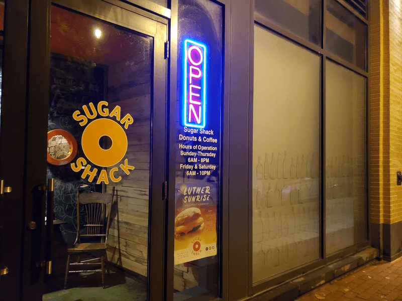 Why This Hidden Bar Keeps Drawing People Back Again and Again