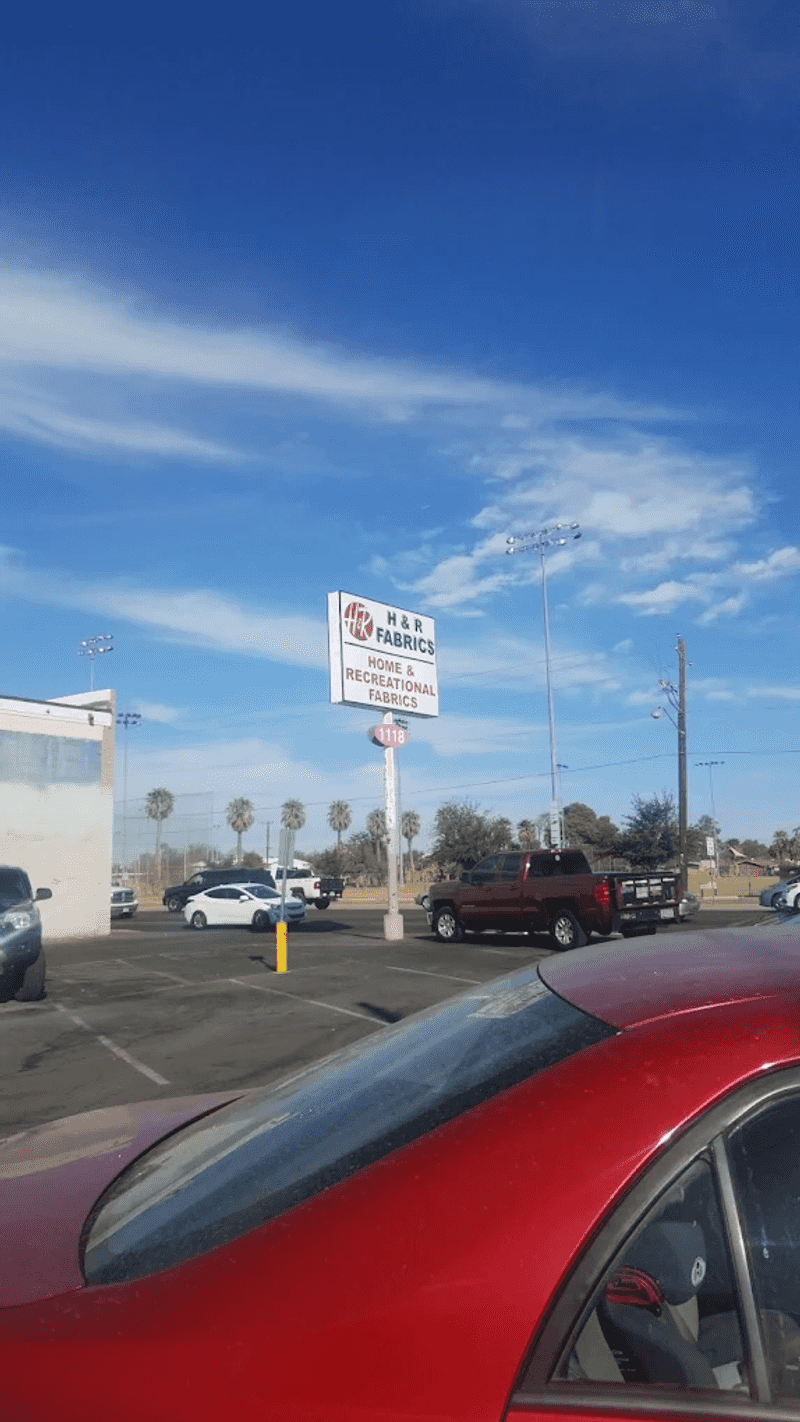 Why This Warehouse Earns Its 4.8-Star Rating Every Single Day Why This Warehouse Earns Its 4.8-Star Rating Every Single Day