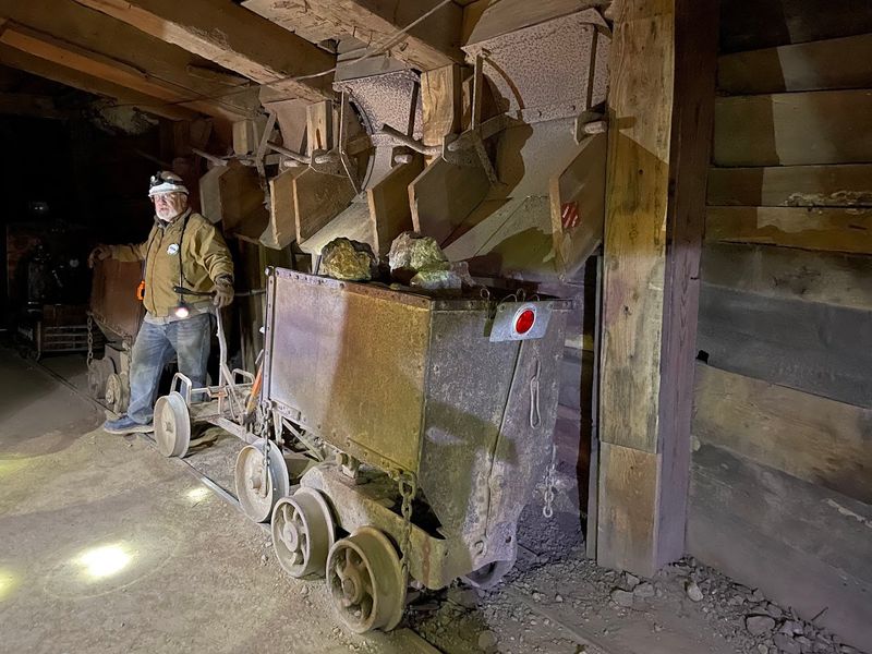 Why the Queen Mine Tour Earns Its Near-Perfect Rating