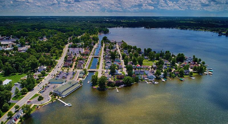 Winona Lake - Indiana Winona Lake - Indiana