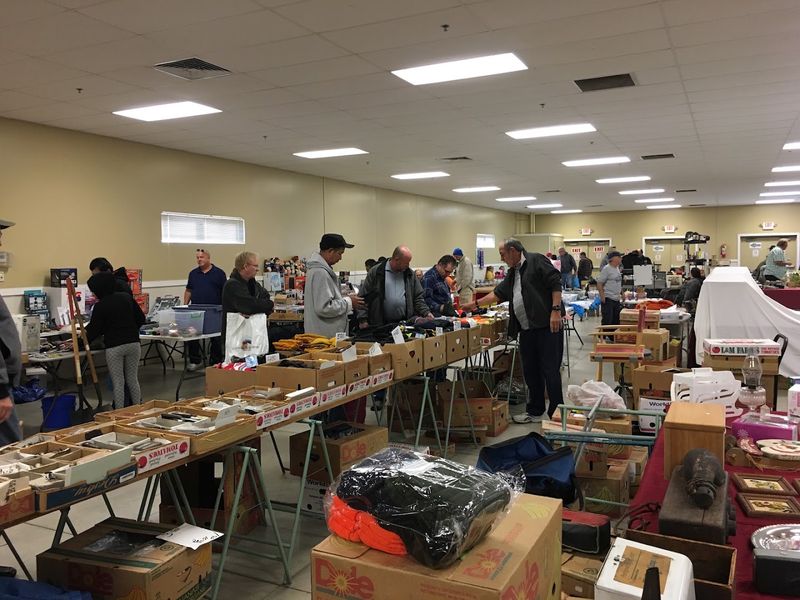 Year-Round Weekend Market With Special Winter Indoor Events Year-Round Weekend Market With Special Winter Indoor Events
