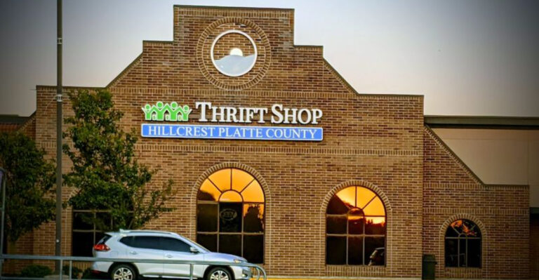 You Could Spend An Entire Weekend Exploring This Massive Missouri Thrift Store