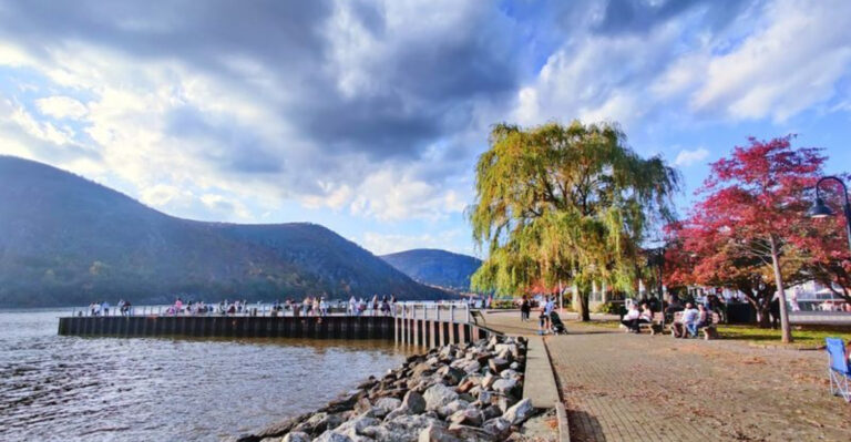 You may Fall in Love With This Quaint New York Small Town