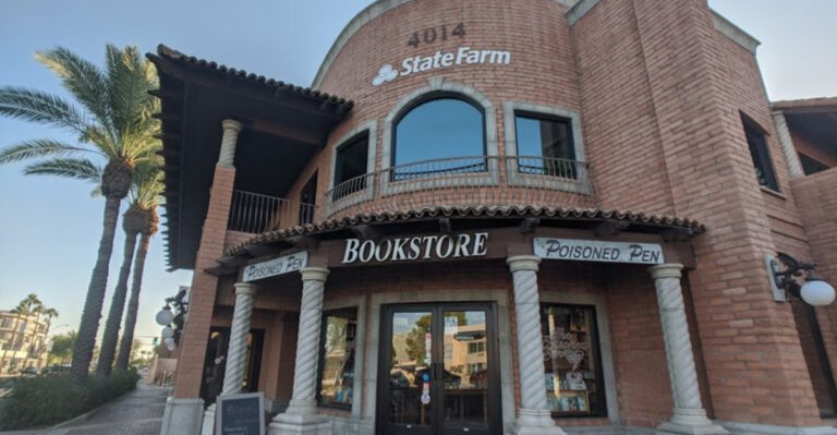 This Cozy Scottsdale Bookstore Is A Dream Destination For Mystery Lovers