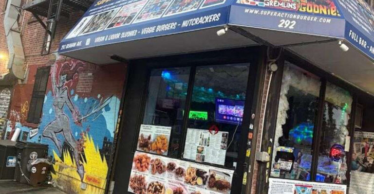 Families Keep Coming Back To This Retro-Themed Restaurant In New York