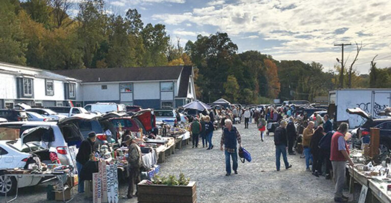 Treasure Hunters Are Filling Their Cars At This Massive New Jersey Flea Market Packed With Incredible Bargains