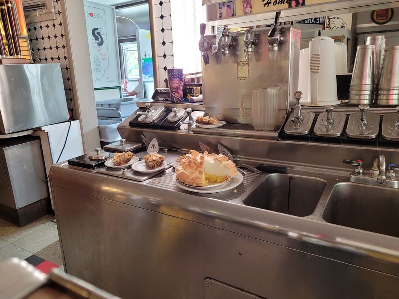 A 1940s Soda Fountain Still Doing Its Job