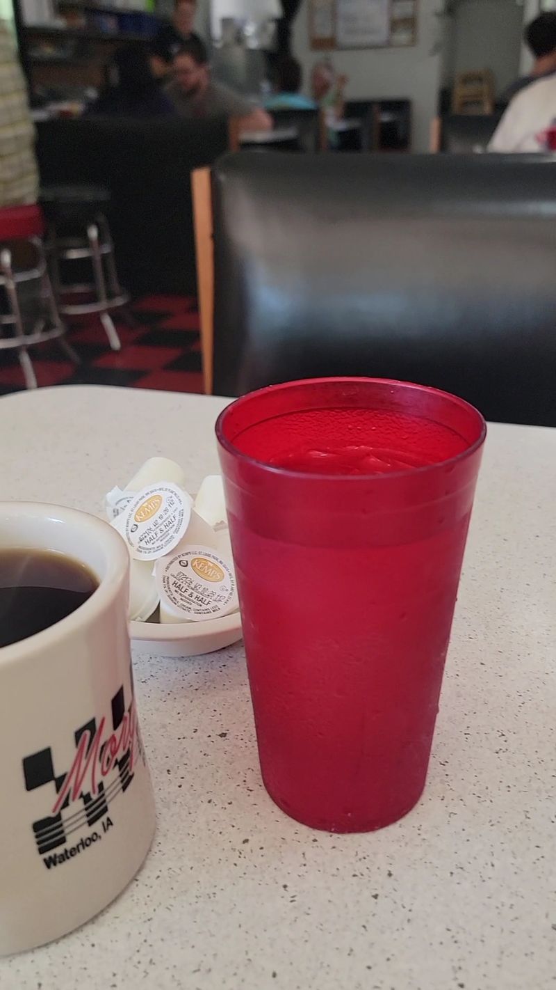 A Bottomless Cup and Friendly Service