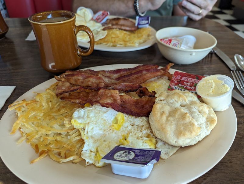 A Breakfast Spot in Disguise A Breakfast Spot in Disguise