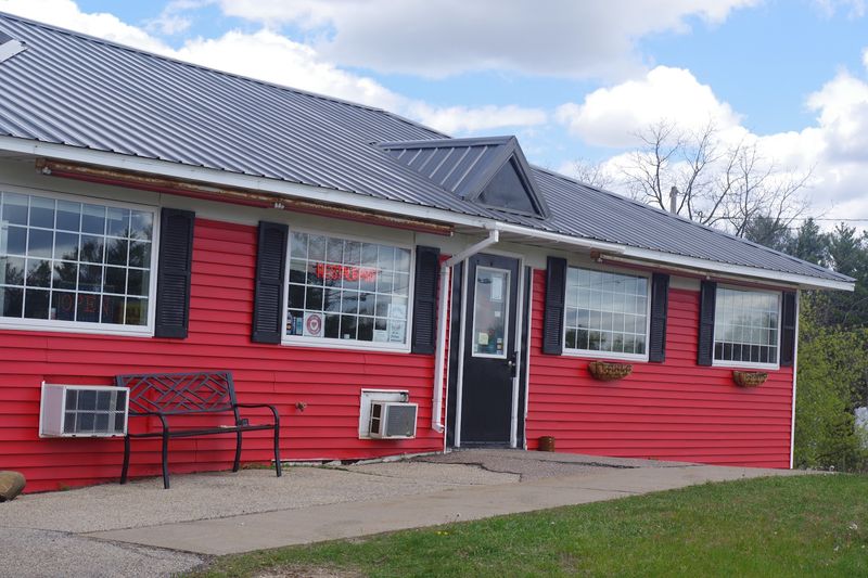 A Breakfast Stop Just Off Highway 21