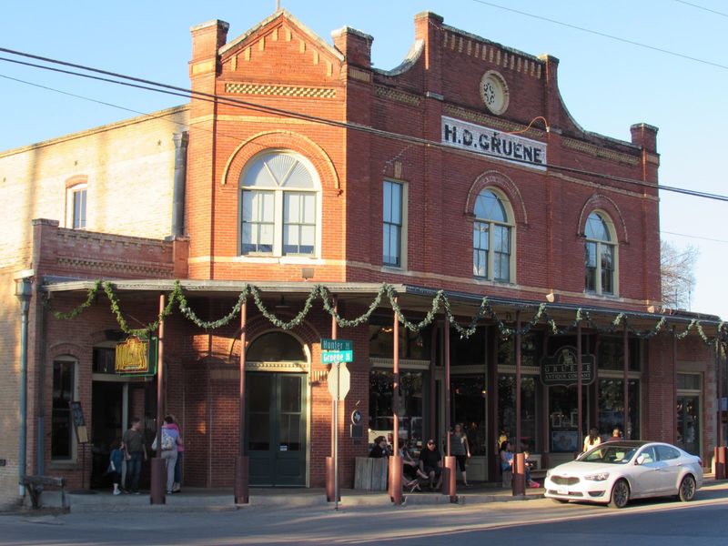 A Building That Almost Belonged To Legends