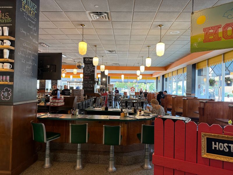 A Cafe That Wears Its Personality On The Walls A Cafe That Wears Its Personality On The Walls