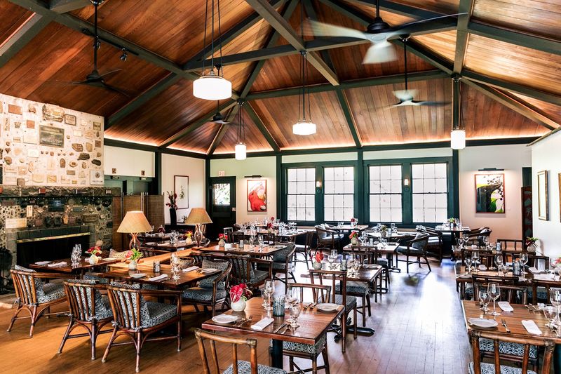 A Casual Restaurant That Punches Above Its Weight