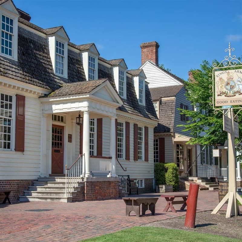 A Colonial Address On Duke Of Gloucester Street