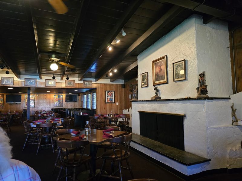 A Country Steakhouse Tucked Into Northwest Las Vegas A Country Steakhouse Tucked Into Northwest Las Vegas