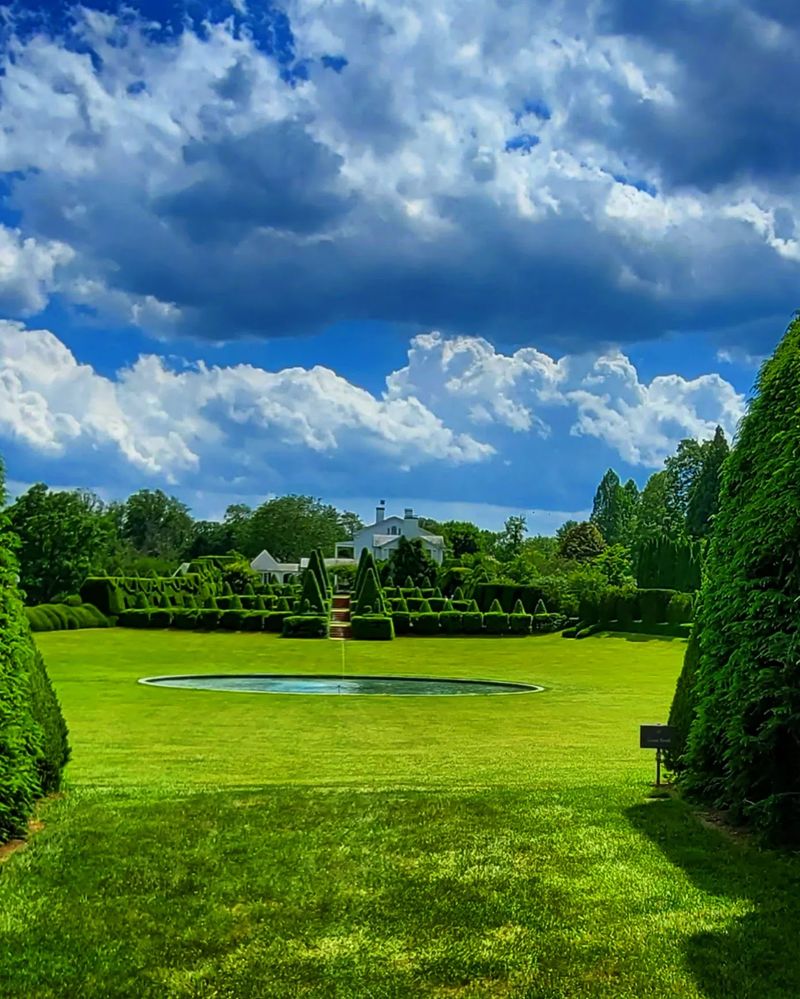A Countryside Estate Near the Pennsylvania Line