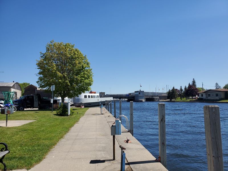 A County Seat With Everyday Conveniences