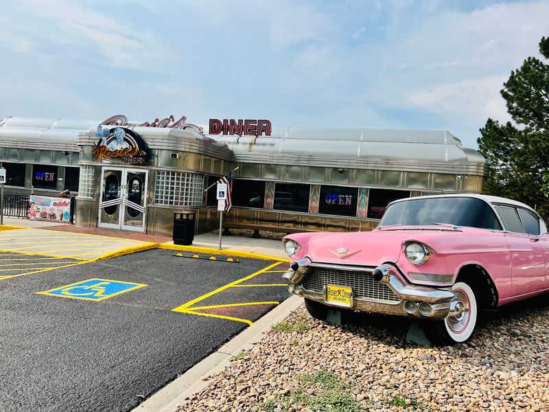 A Double-Wide Diner In The Heart Of Aurora