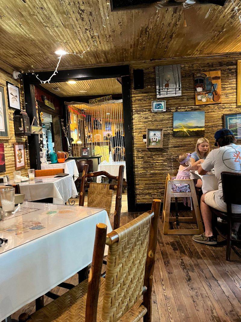 A Down-Home Hangout With A Story