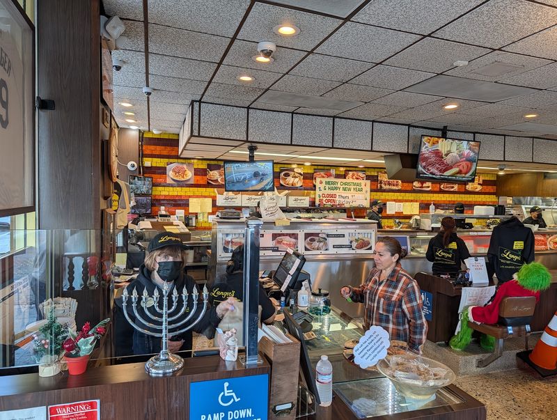 A Family Counter That Refused to Fade A Family Counter That Refused to Fade