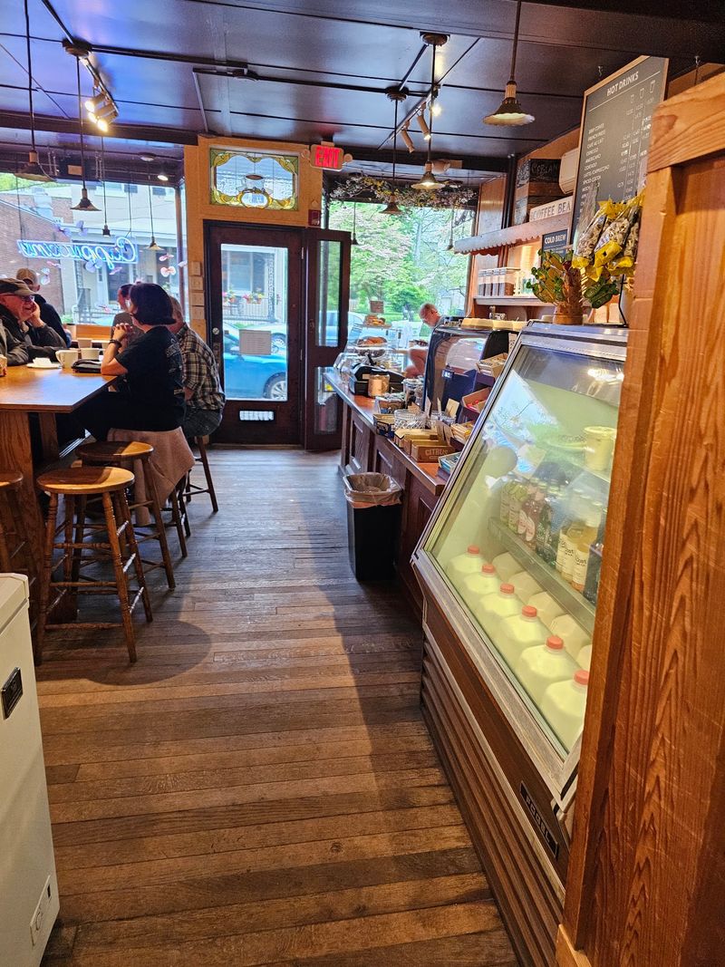 A Friendly Crew Behind The Counter
