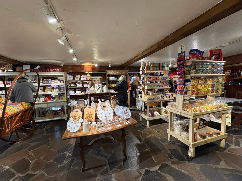 A Gift Shop Worth The Wander A Gift Shop Worth The Wander