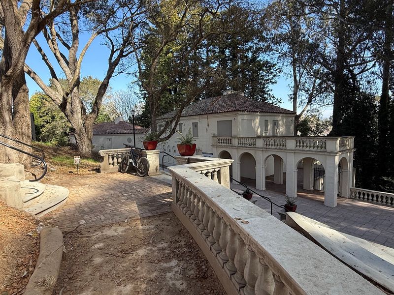 A Grand Home That Never Got Its Second Act