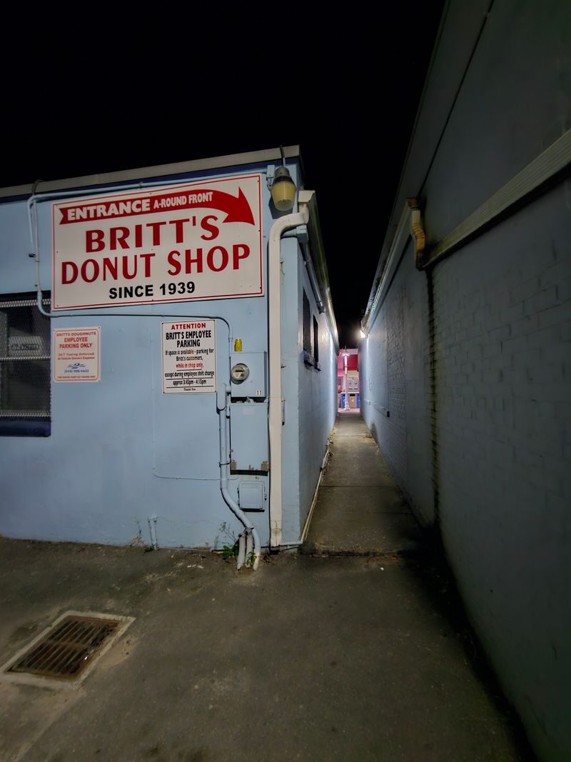 A Hole-In-The-Wall Worth Finding