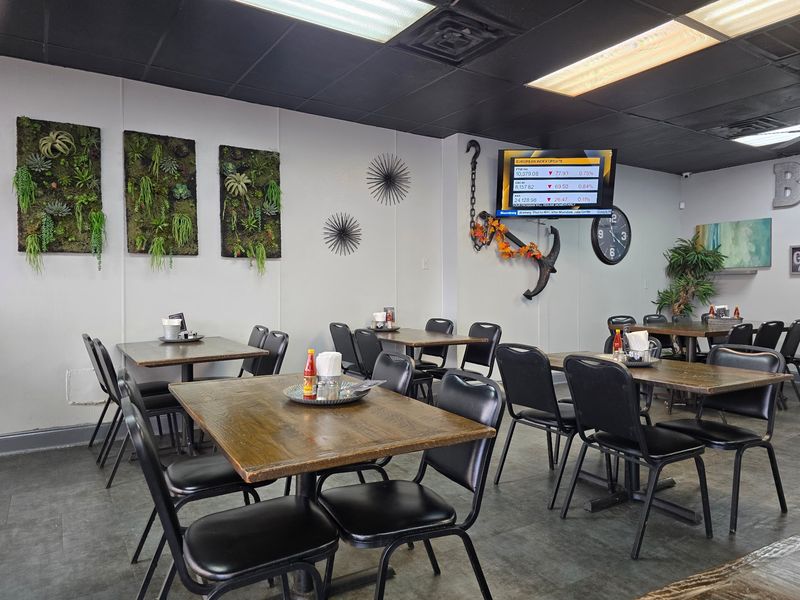 A Homey Hole-In-The-Wall Feel