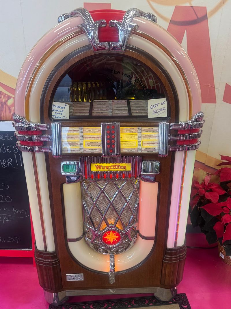 A Jukebox And Old-School Vibes