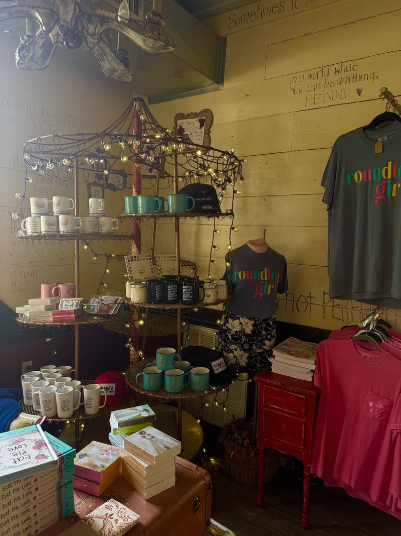 A Little Shop With Charming Extras A Little Shop With Charming Extras