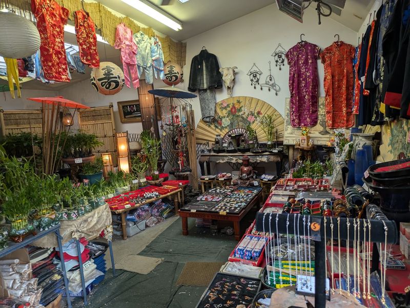 A Lively Cultural Crossroads