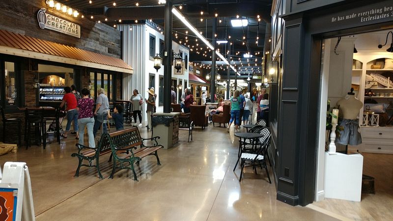 A Market Built on Amish Heritage and Community Spirit