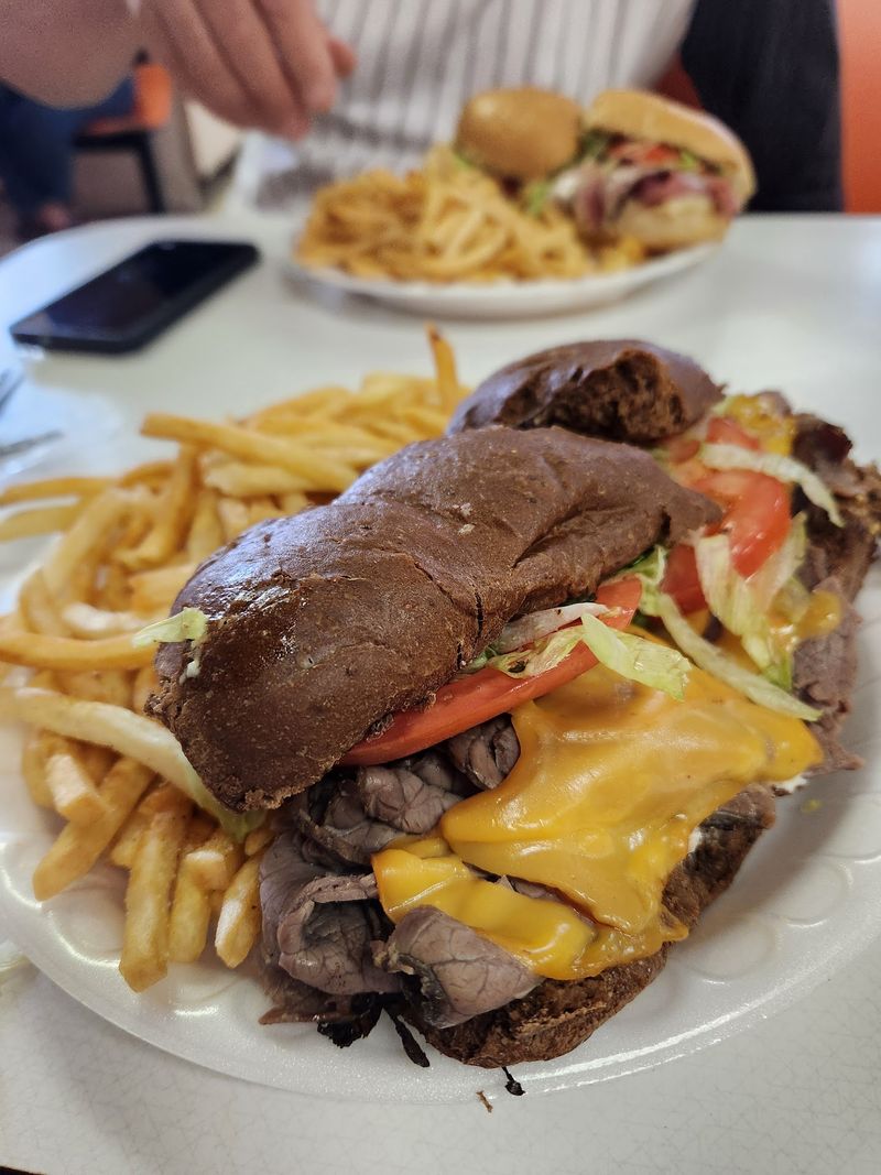A Menu That Rewards Coming Hungry