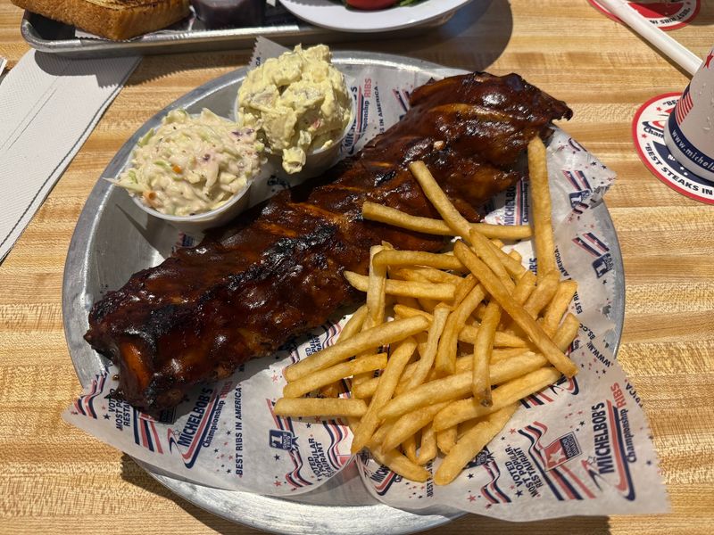 A Naples Smokehouse With Decades on the Menu
