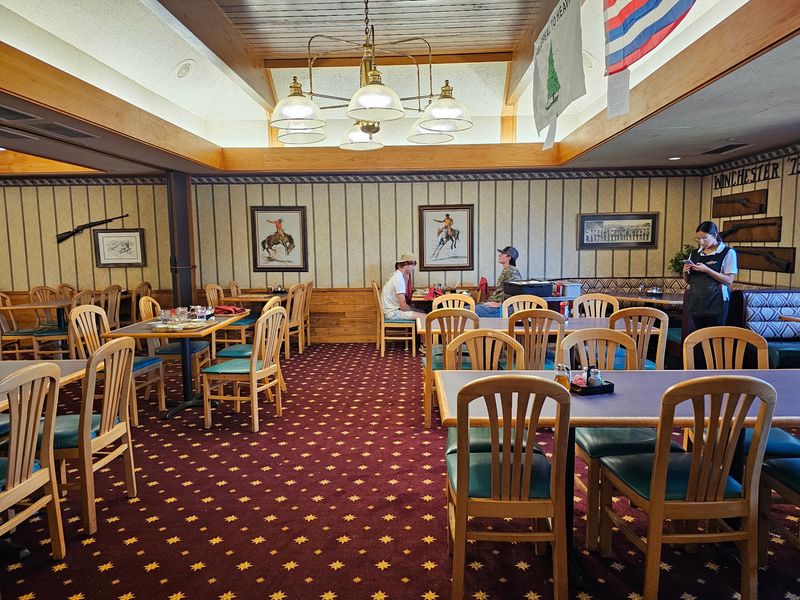 A Nostalgic Atmosphere Straight Out of Classic Texas A Nostalgic Atmosphere Straight Out of Classic Texas