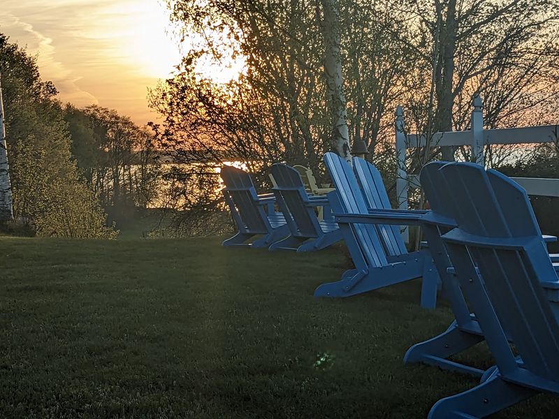 A Peaceful Retreat for Slowing Down A Peaceful Retreat for Slowing Down