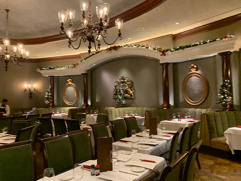 A Private Vintage Room For Special Gatherings A Private Vintage Room For Special Gatherings