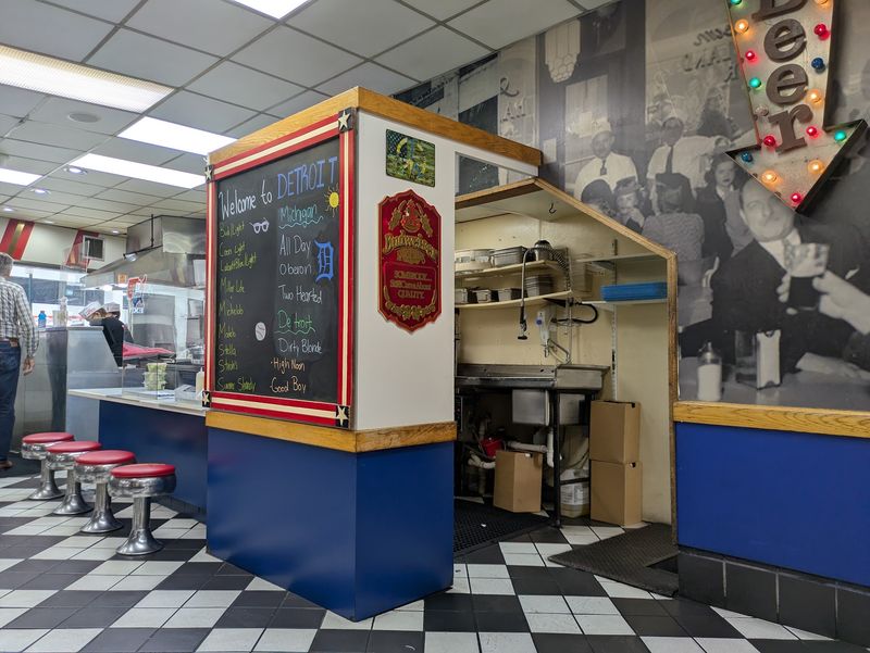 A Retro Diner That Runs Fast