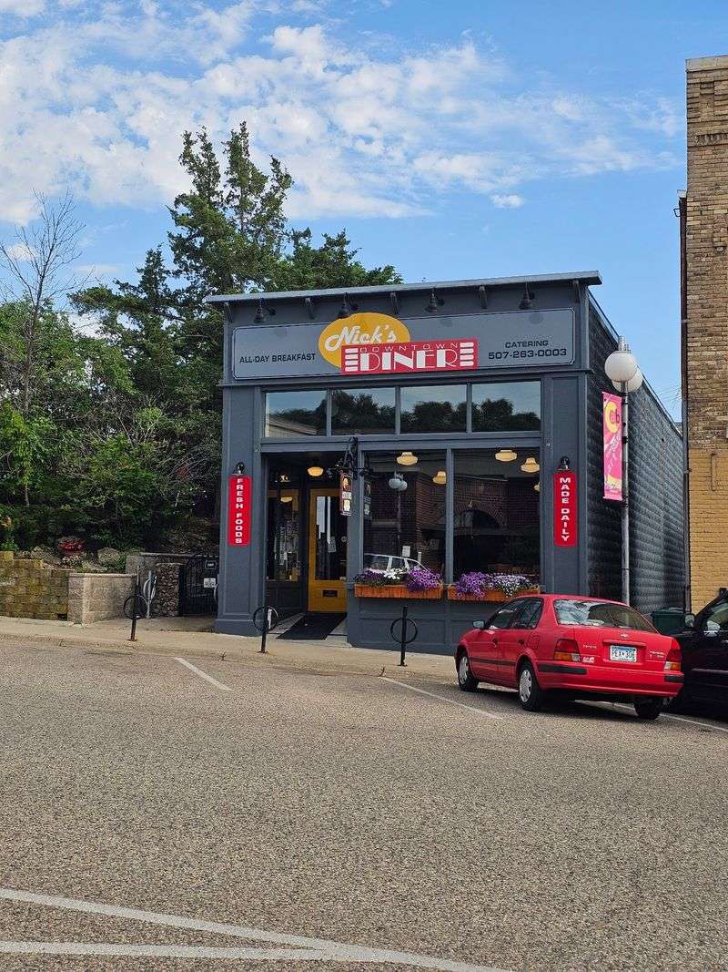 A River-Town Breakfast Address Worth Circling on the Map