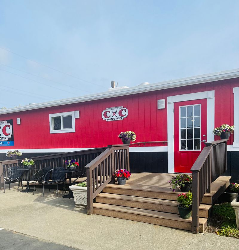 A Small-Town Address Worth Slowing Down For