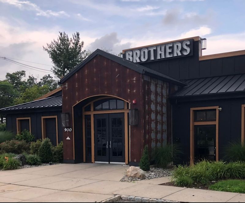 A Smokehouse Right Off Route 17 in Ramsey